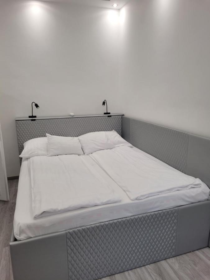Martina Apartman Bekescsaba Luaran gambar