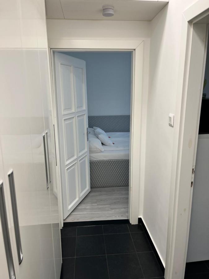 Martina Apartman Bekescsaba Luaran gambar