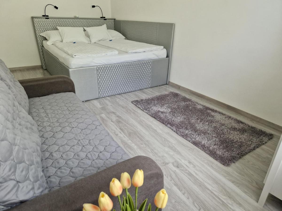 Martina Apartman Bekescsaba Luaran gambar