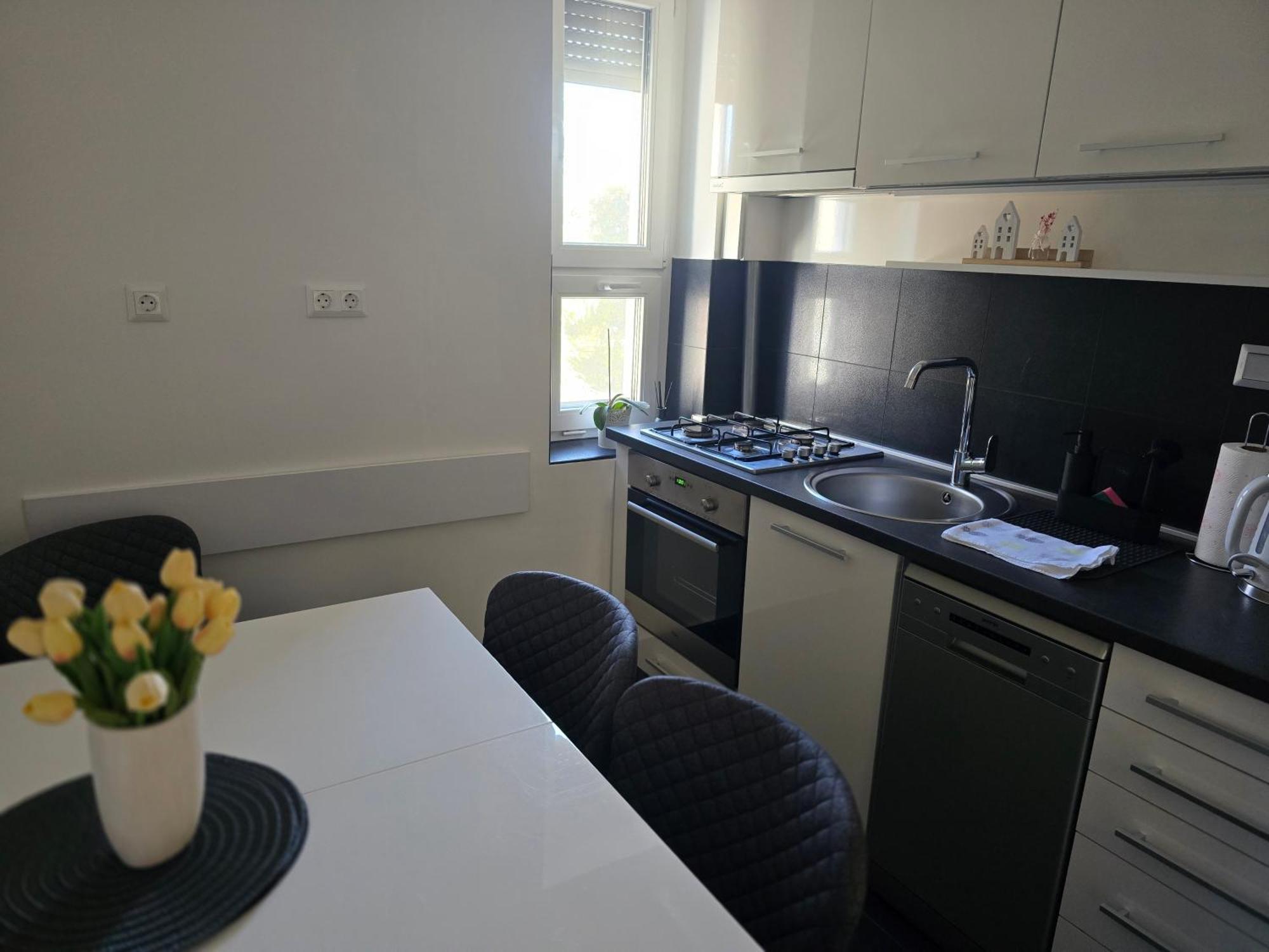 Martina Apartman Bekescsaba Luaran gambar