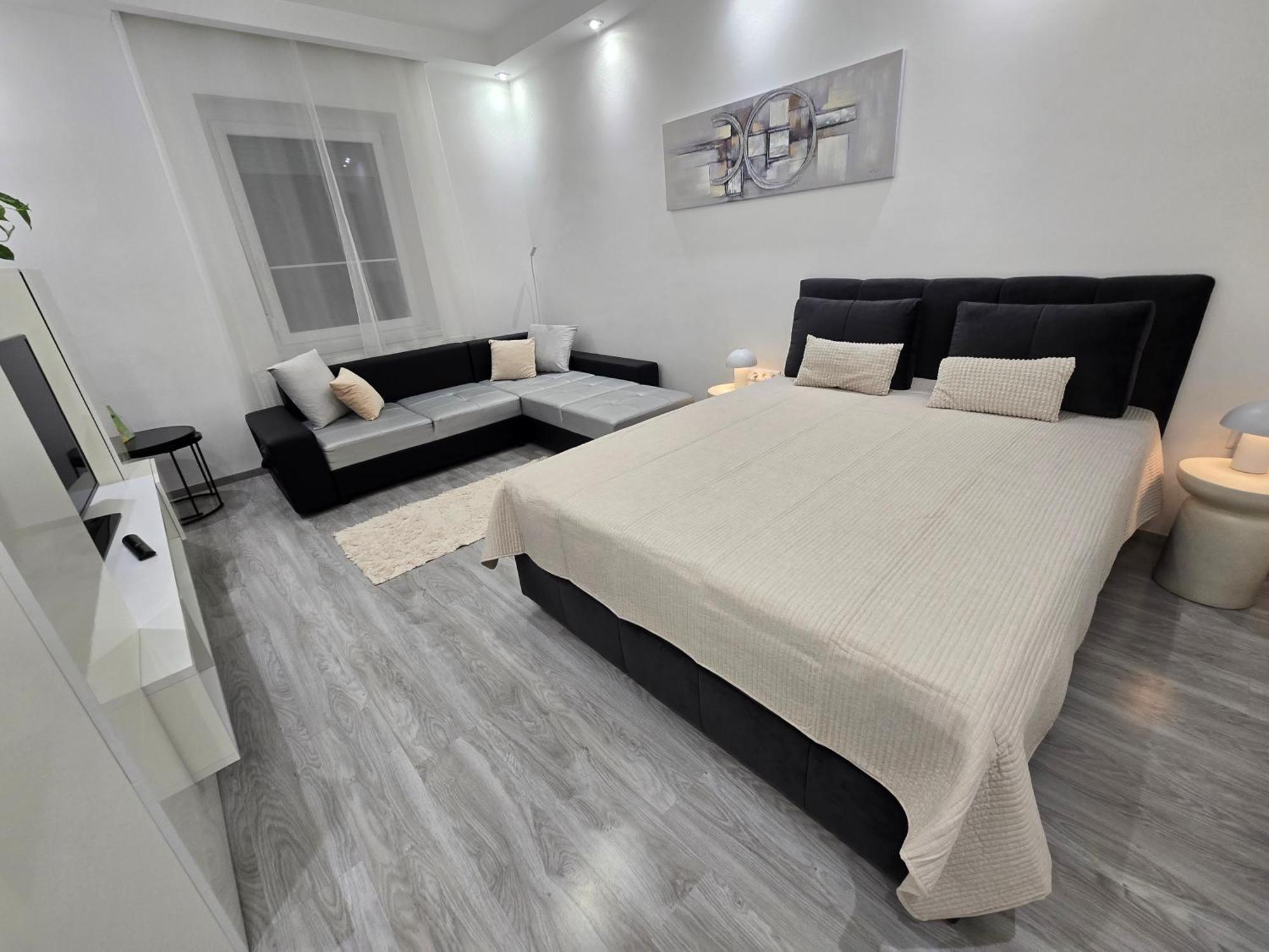 Martina Apartman Bekescsaba Luaran gambar